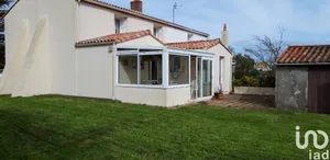 Maison traditionnelle à LONGEVILLE-SUR-MER (85560)