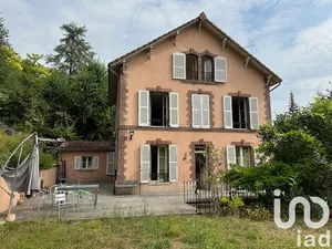 Maison traditionnelle à Parmain (95620)