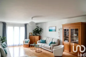 Townhouse at Sens (89100)