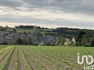 Land at Saint-Suliac (35430)