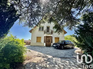 House at Méréville (91660)