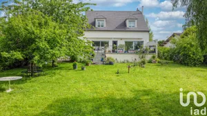 Maison d'architecte à Montfermeil (93370)