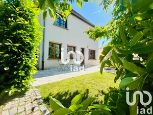 Traditional house at Chelles (77500)