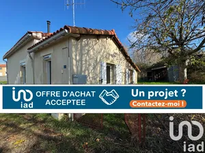Village house at Mervent (85200)