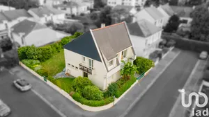 Architectural house at Nantes (44300)