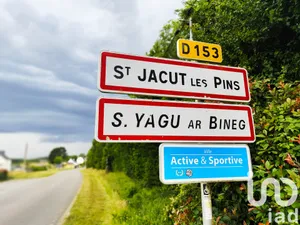 Land at Saint-Jacut-les-Pins (56220)