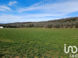 Terrain à bâtir à Jayac (24590)