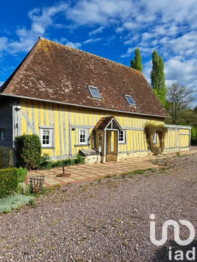 Maison de campagne à Saint-Denis-de-Mailloc (14100)