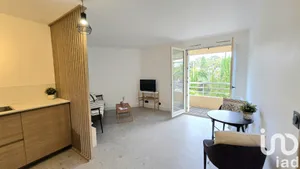 Appartement à Saint-Raphaël (83700)